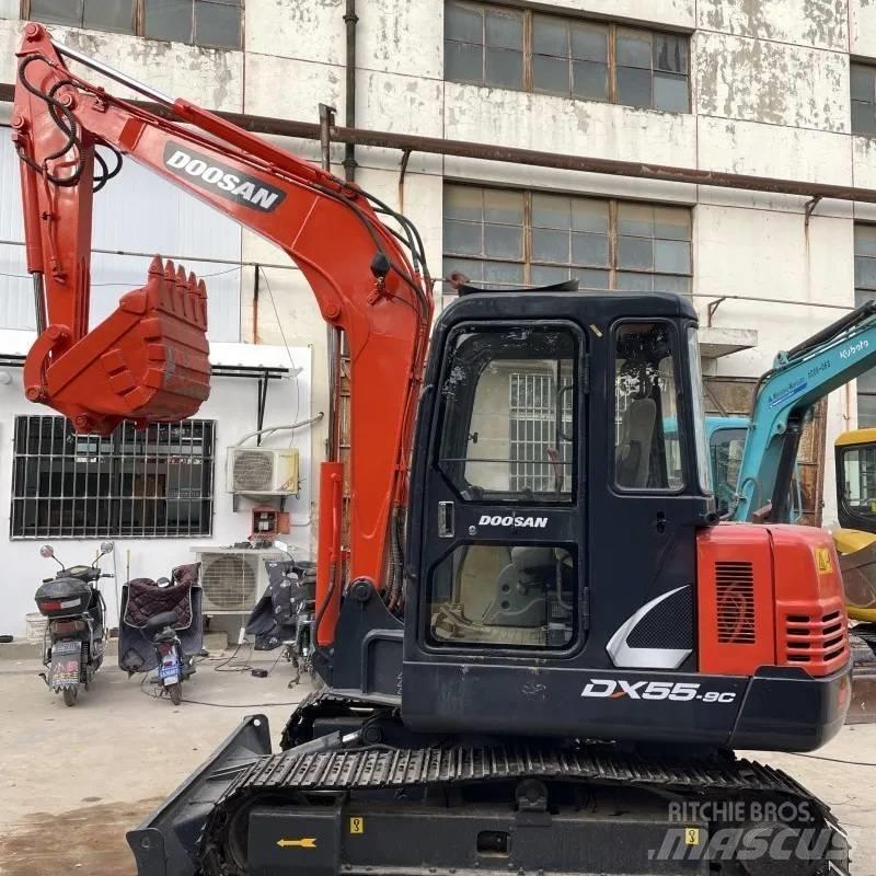 Doosan DX55-9C Lánctalpas kotrók
