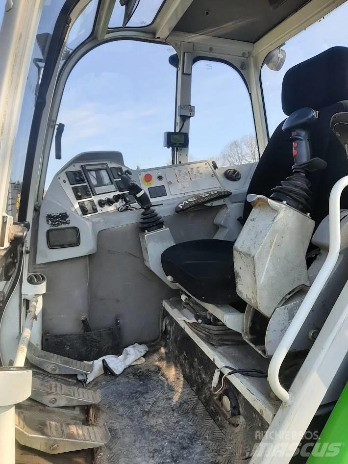 Menzi Muck A91 4x4 Speciális kotrók