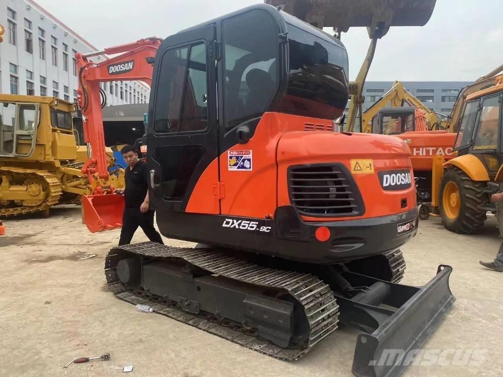 Doosan DX55-9C Mini kotrók < 7t