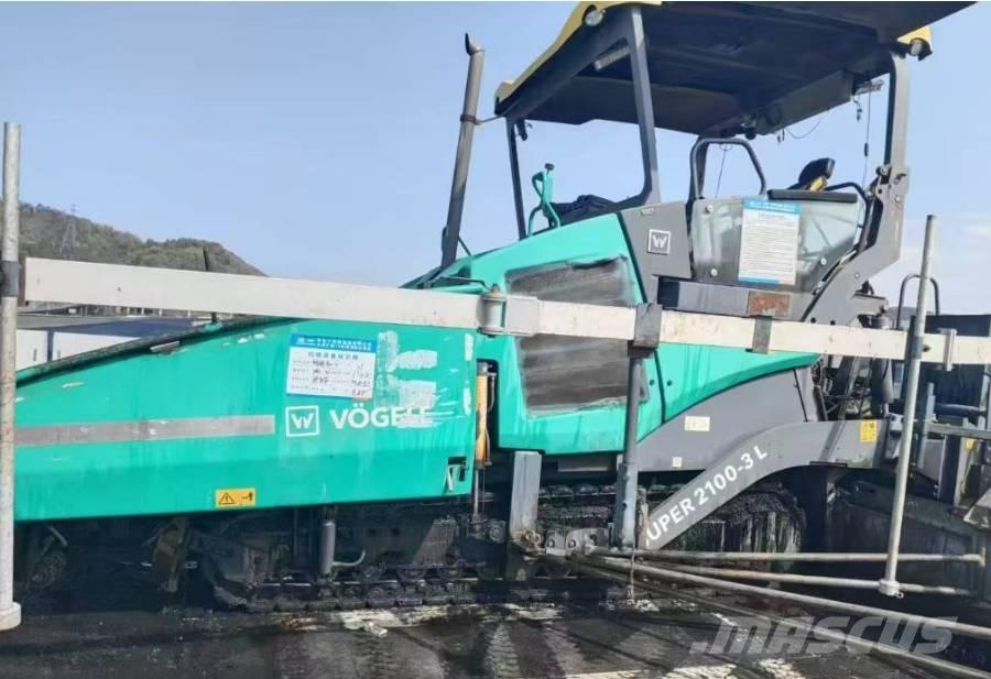 Vögele 2100-3 Aszfalt terítõ gépek