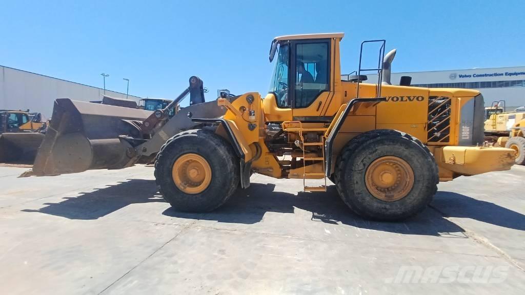 Volvo L 180 F Gumikerekes homlokrakodók