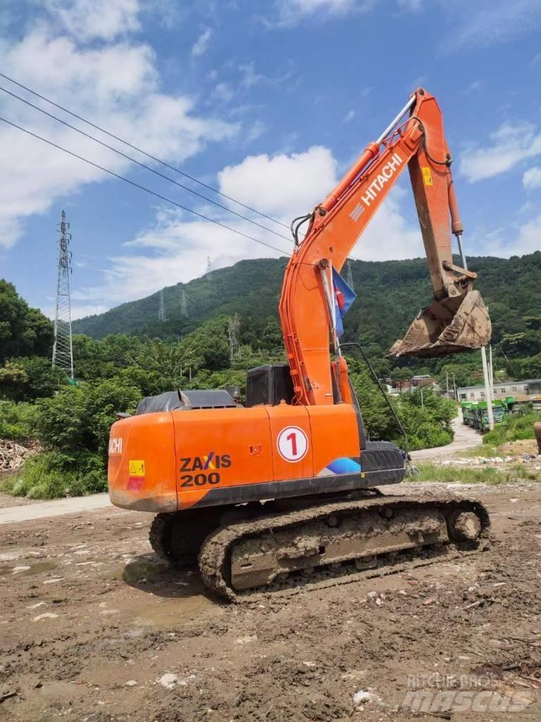 Hitachi EX 200-5 Lánctalpas kotrók