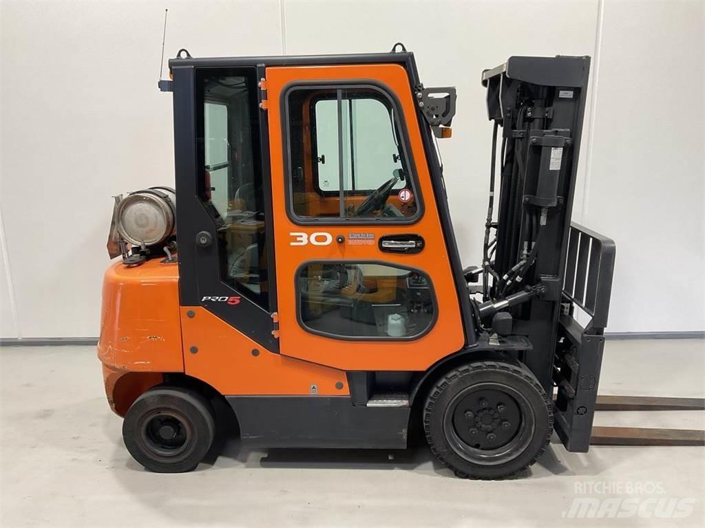 Doosan G30E-5 Gázüzemű targoncák