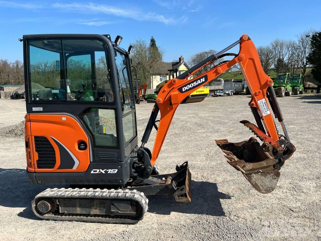 Doosan DX 19 Mini kotrók < 7t