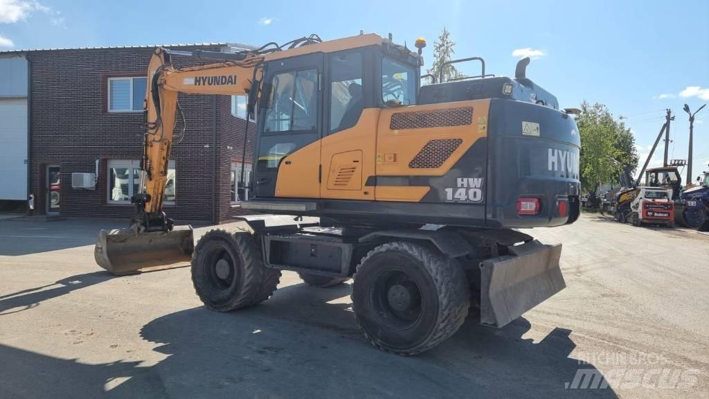 Hyundai HW 140 Gumikerekes kotrók