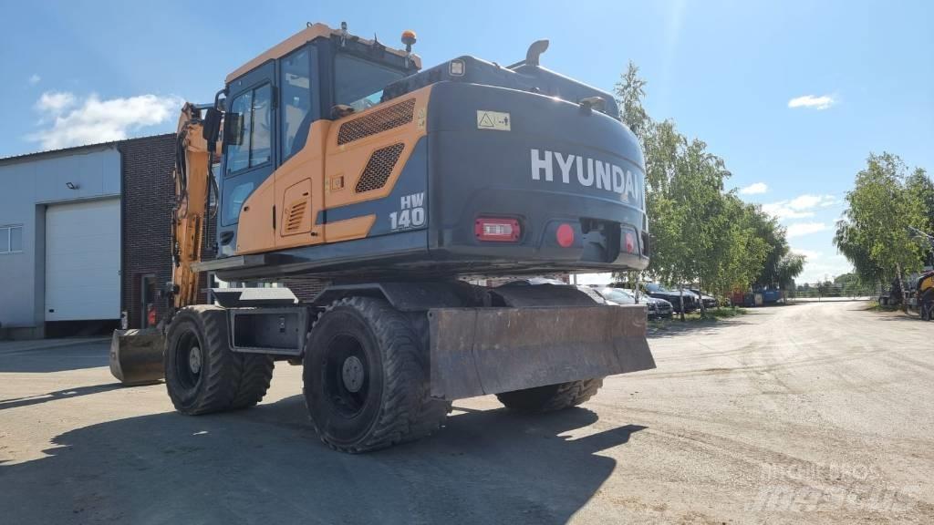 Hyundai HW 140 Gumikerekes kotrók