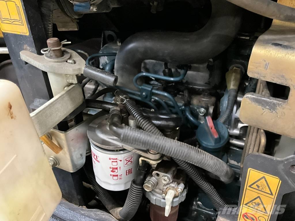 Kubota U 27-4 Mini kotrók < 7t