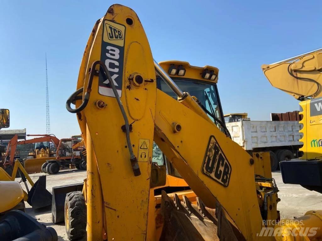 JCB 3 CX Kotrórakodók