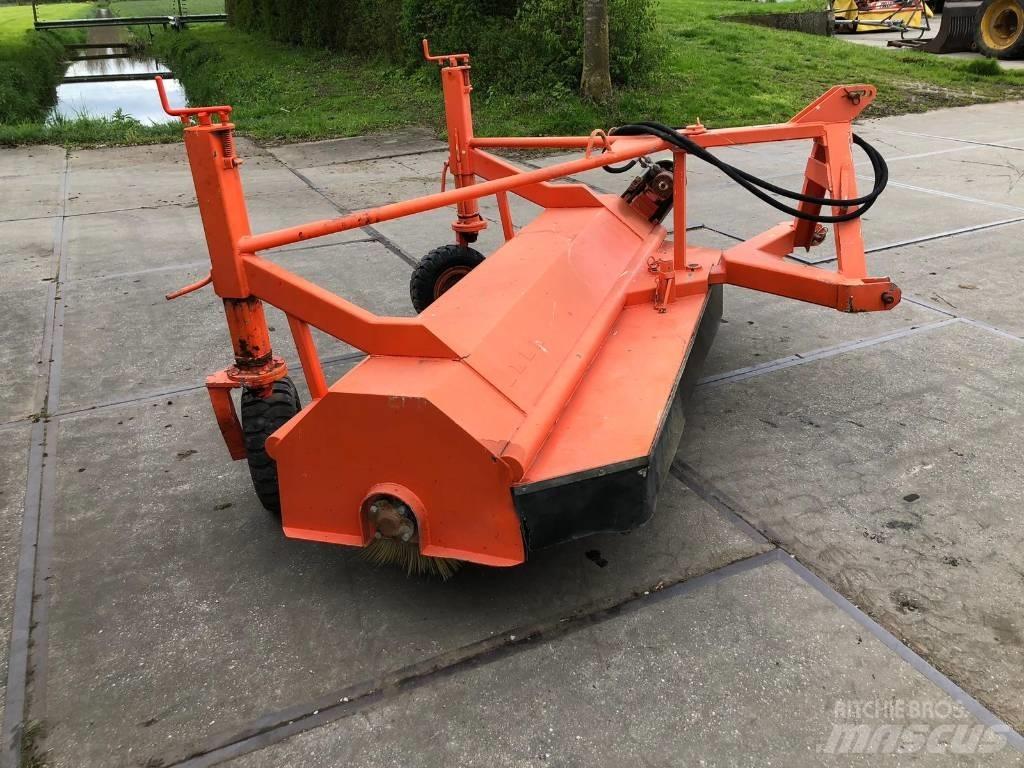 Holaras H-220-V Úttakarító gépek
