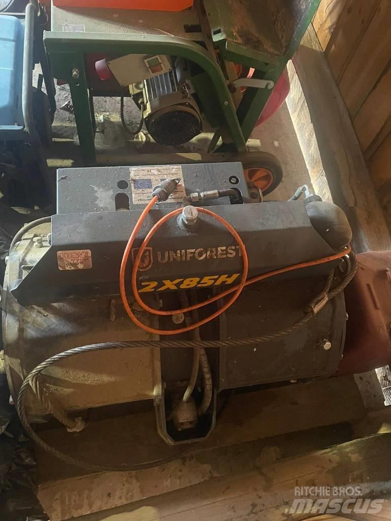 UNIFOREST 2x85 Csörlők