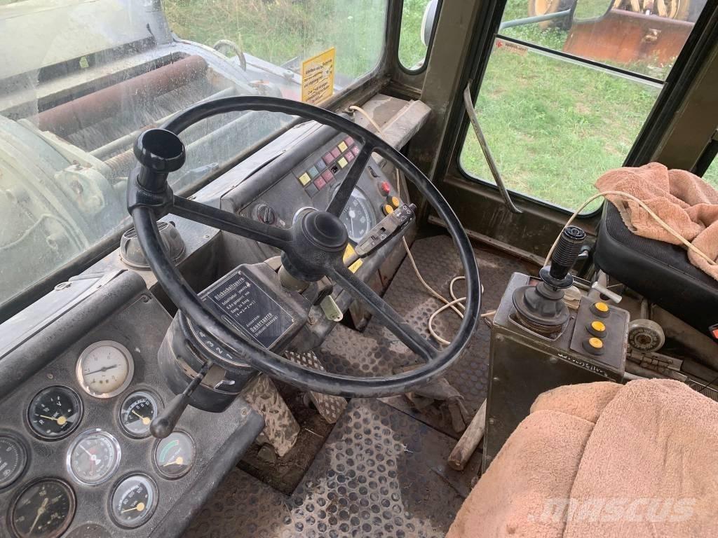 Zettelmeyer ZD3000 gumikerekes dózer