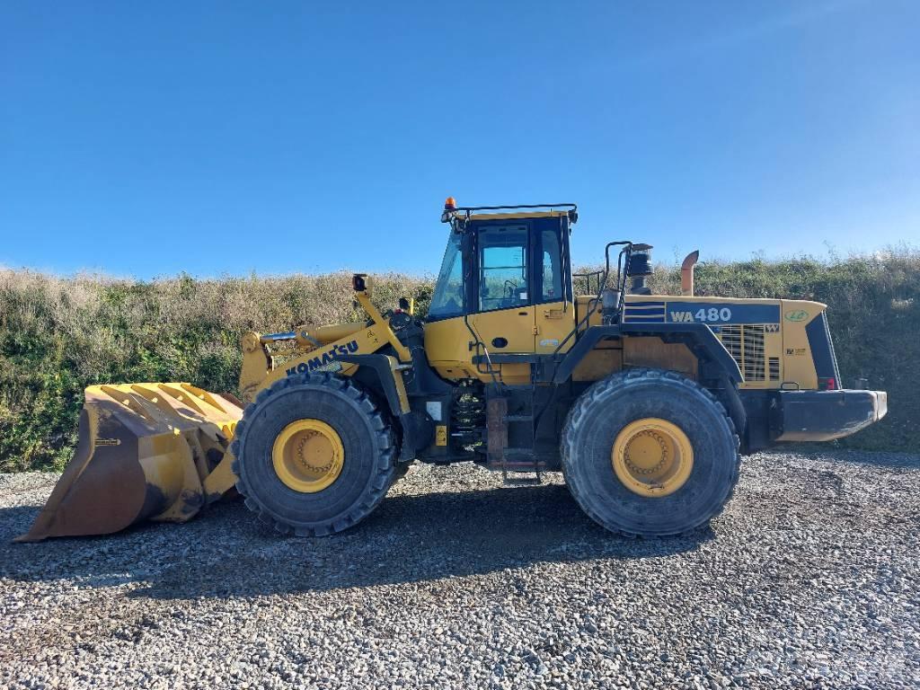 Komatsu WA480-6 Gumikerekes homlokrakodók