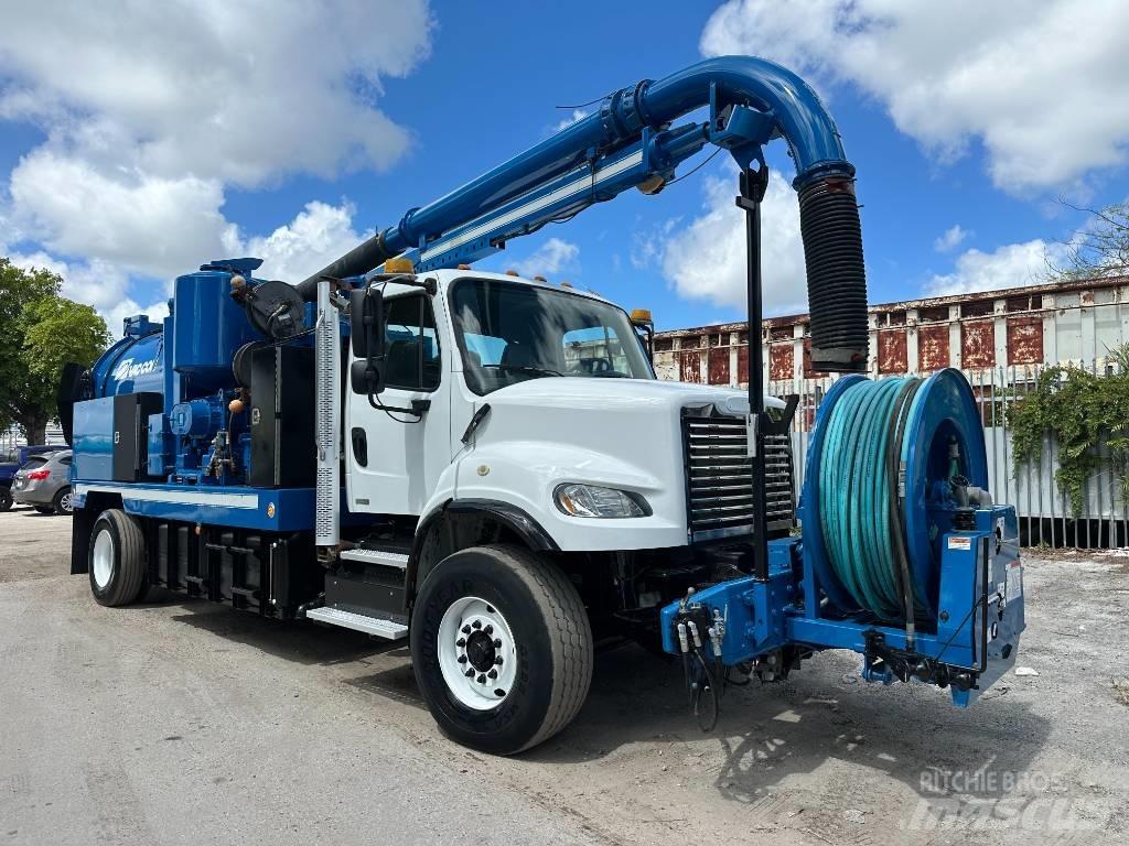 Freightliner M2 Vákuum teherautok