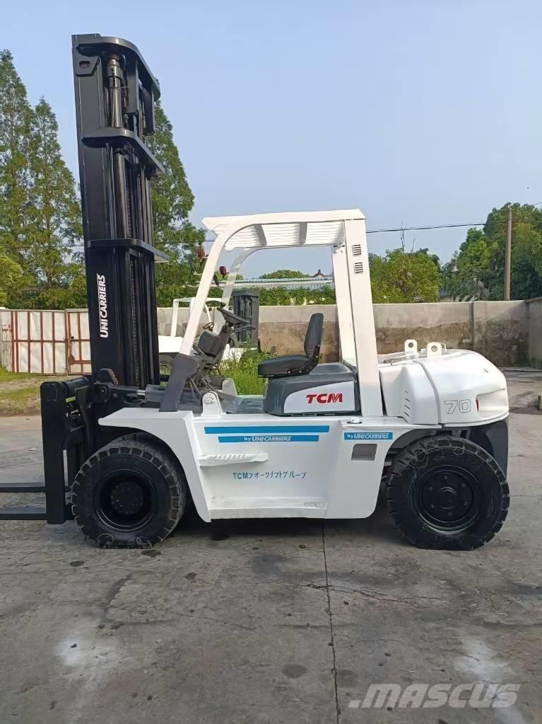 TCM FD 70 Z8 Dobozos teherautók