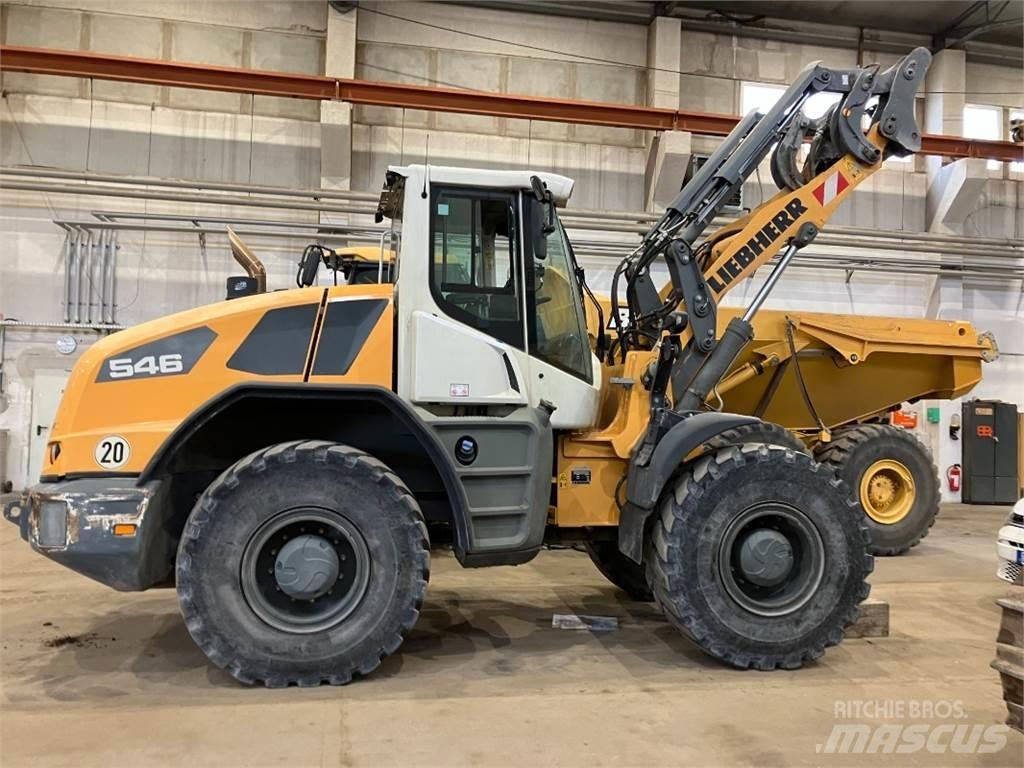 Liebherr L546 Gumikerekes homlokrakodók