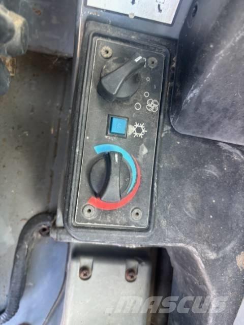 Takeuchi TL 250 Kompaktrakodók