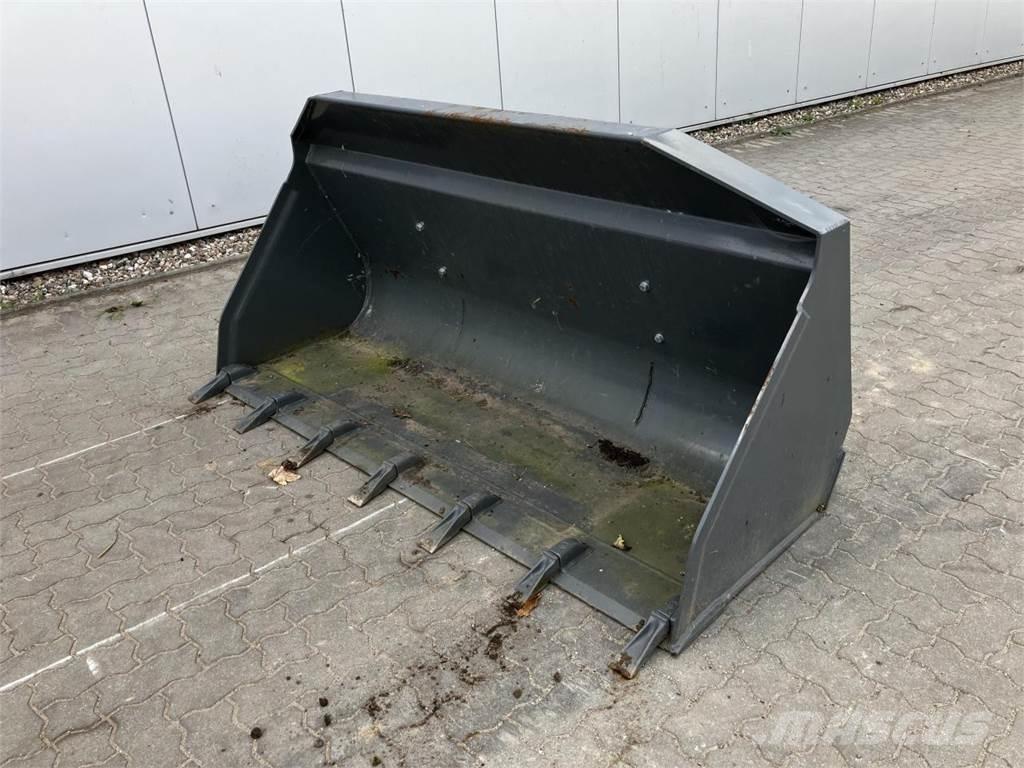 Kramer 2150 mm Homlokrakodó tartozékok