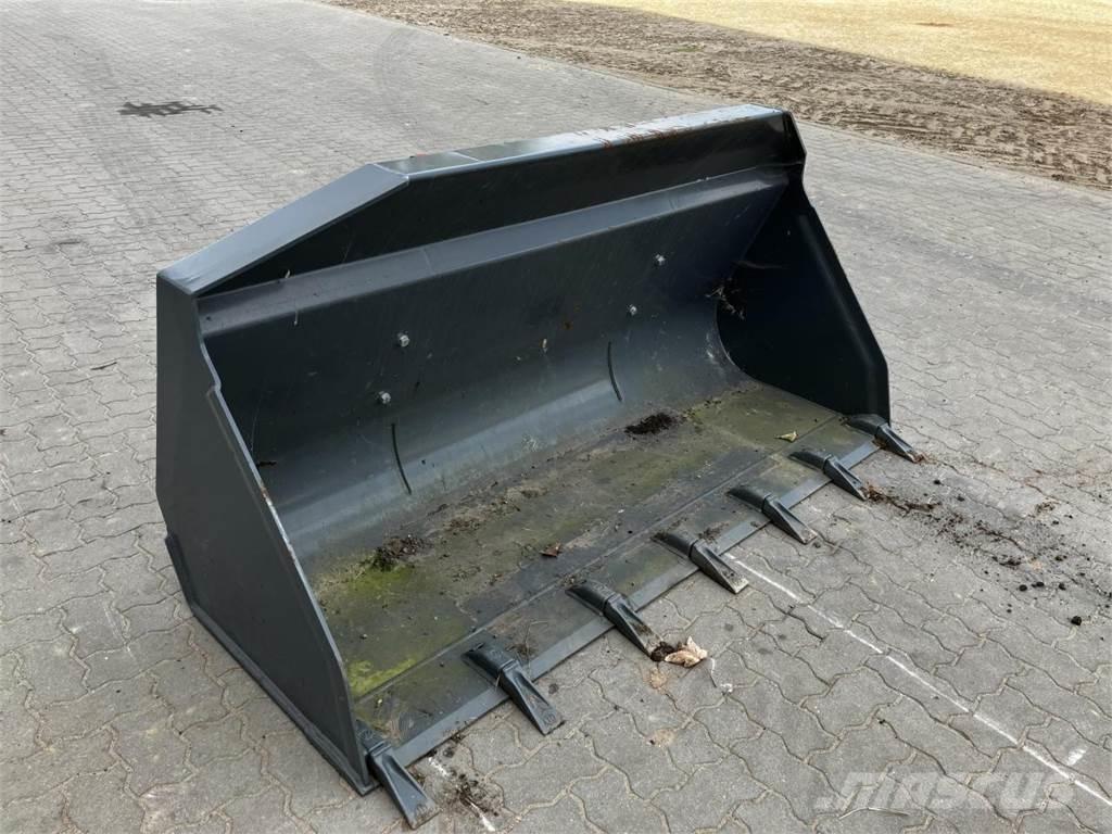 Kramer 2150 mm Homlokrakodó tartozékok