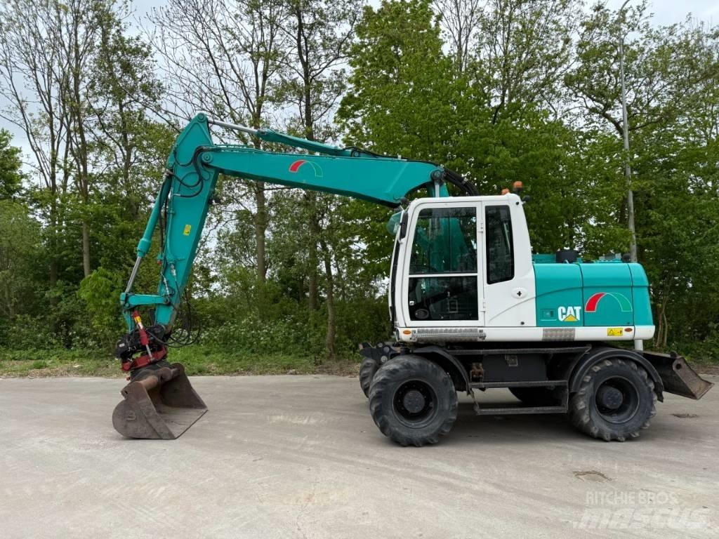 CAT M 313 D Gumikerekes kotrók