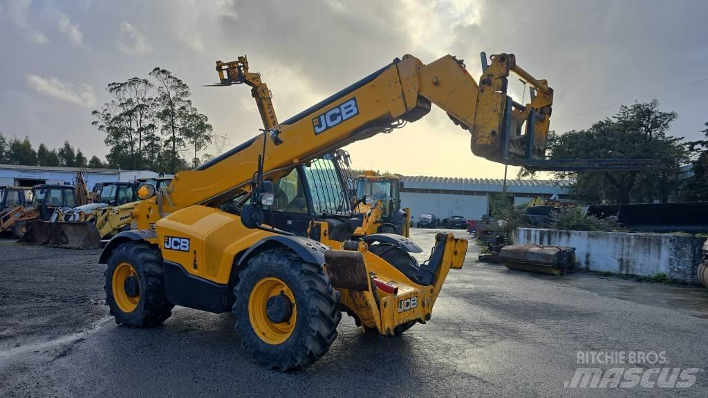 JCB 540-140 Teleszkópos rakodók