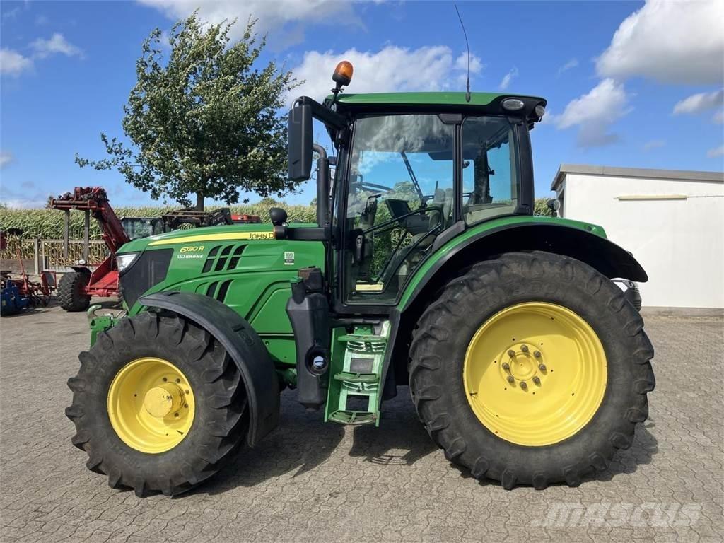 John Deere 6130R Traktorok