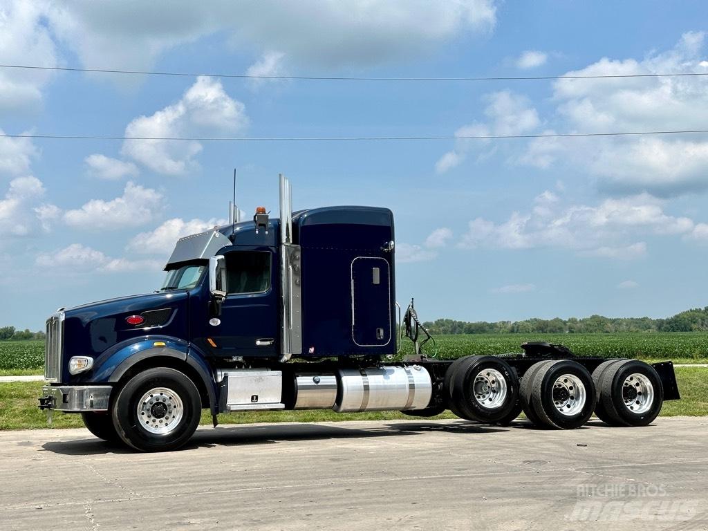 Peterbilt 567 Nyergesvontatók