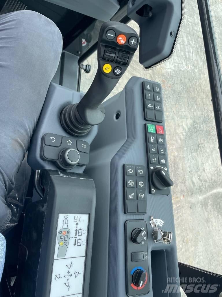 Bobcat L85 Gumikerekes homlokrakodók