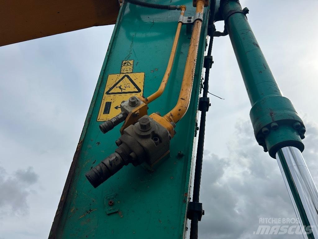 JCB 220X LC Lánctalpas kotrók