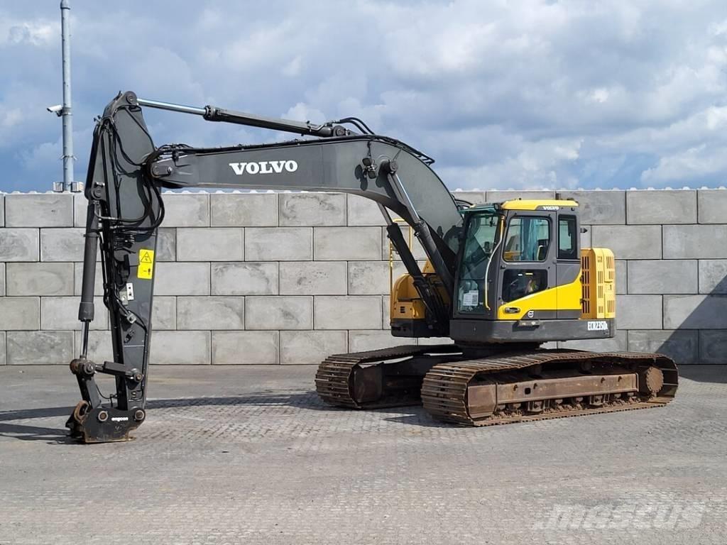 Volvo ECR 235 DL Lánctalpas kotrók
