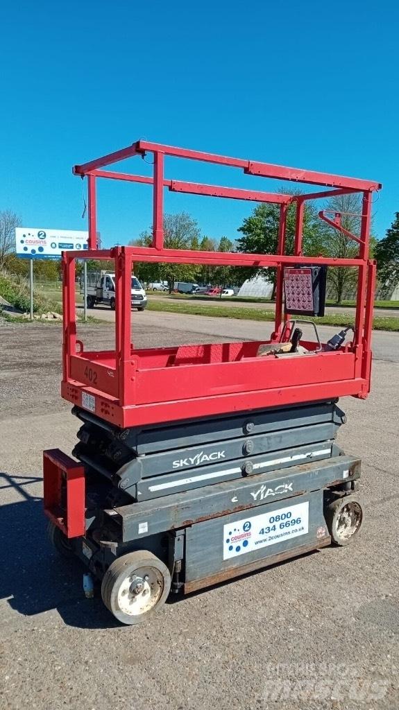 SkyJack SJ 3219 Ollós emelők