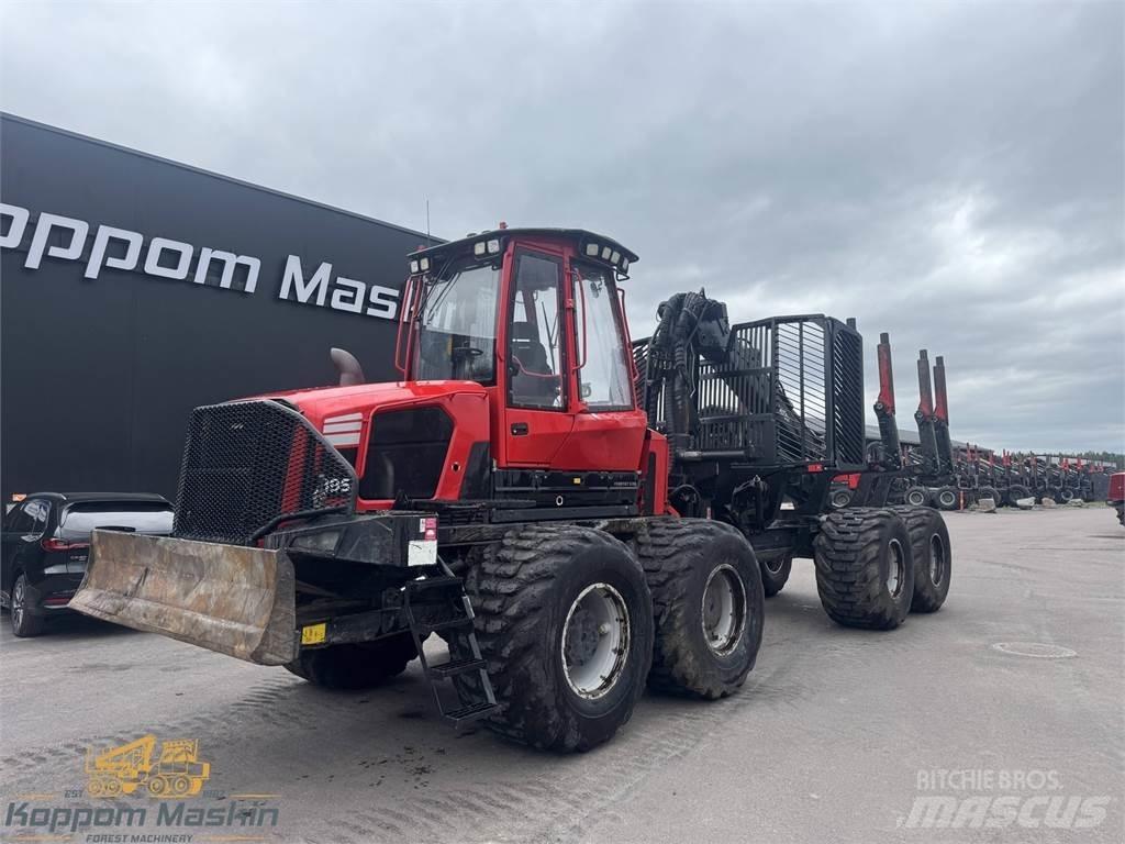 Komatsu 895 Kihordók
