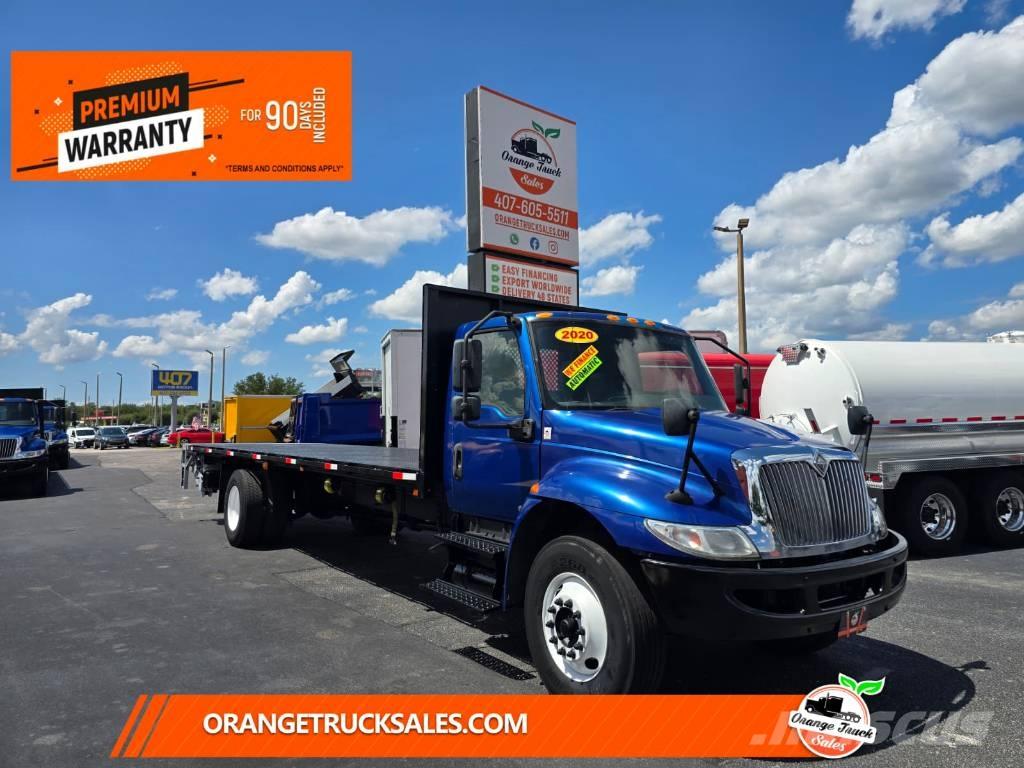 International MV607 Platós / Ponyvás teherautók