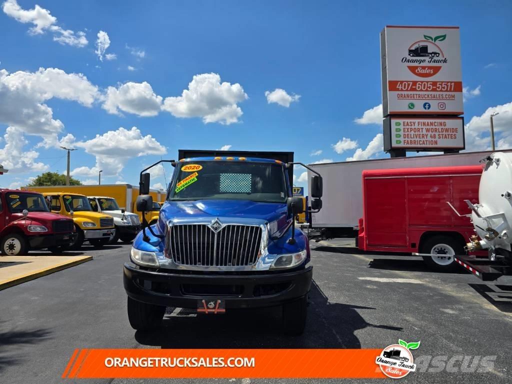 International MV607 Platós / Ponyvás teherautók