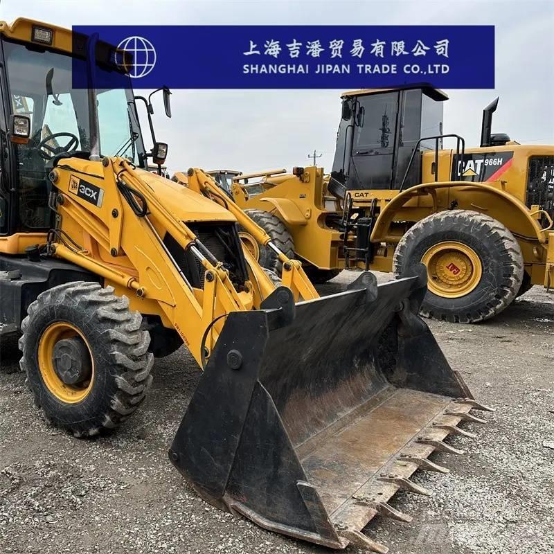 JCB 3 CX Gumikerekes homlokrakodók