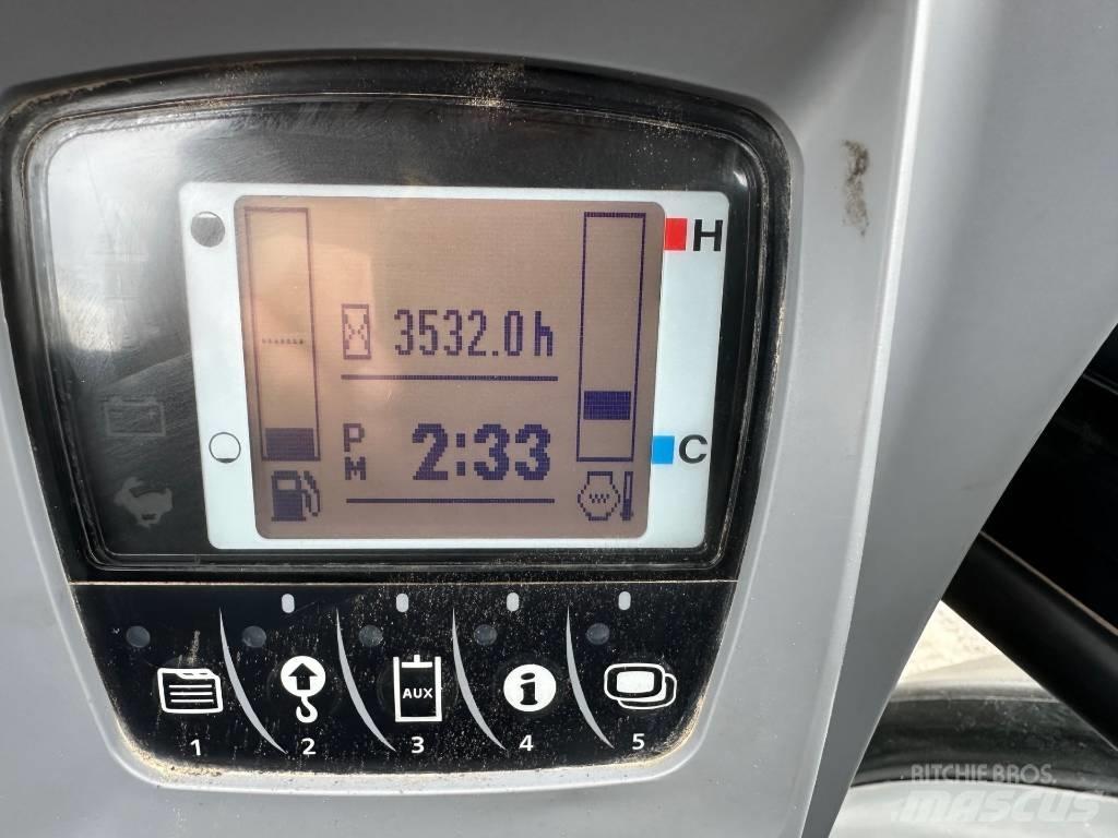 Kubota KX 057-4 Mini kotrók < 7t