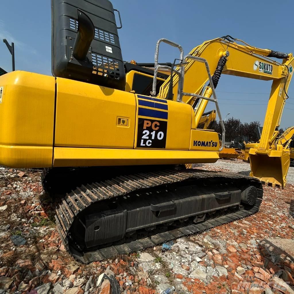 Komatsu 210-8 Lánctalpas kotrók