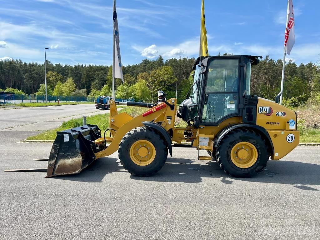 CAT 908NG Gumikerekes homlokrakodók