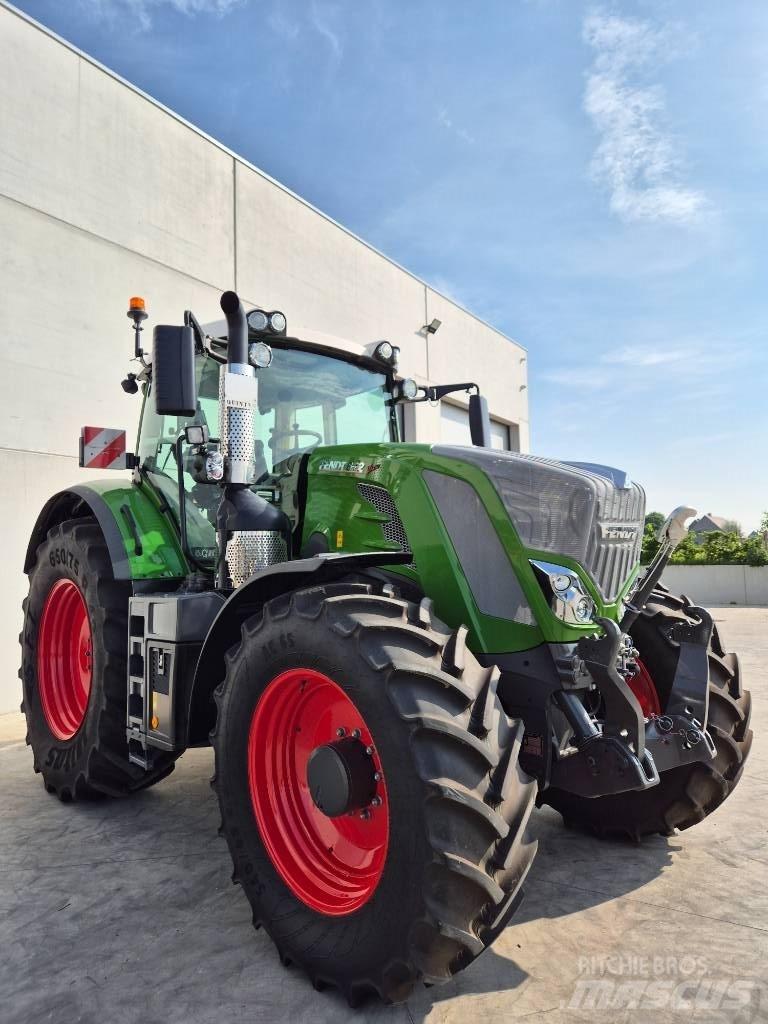 Fendt 822 Vario Traktorok