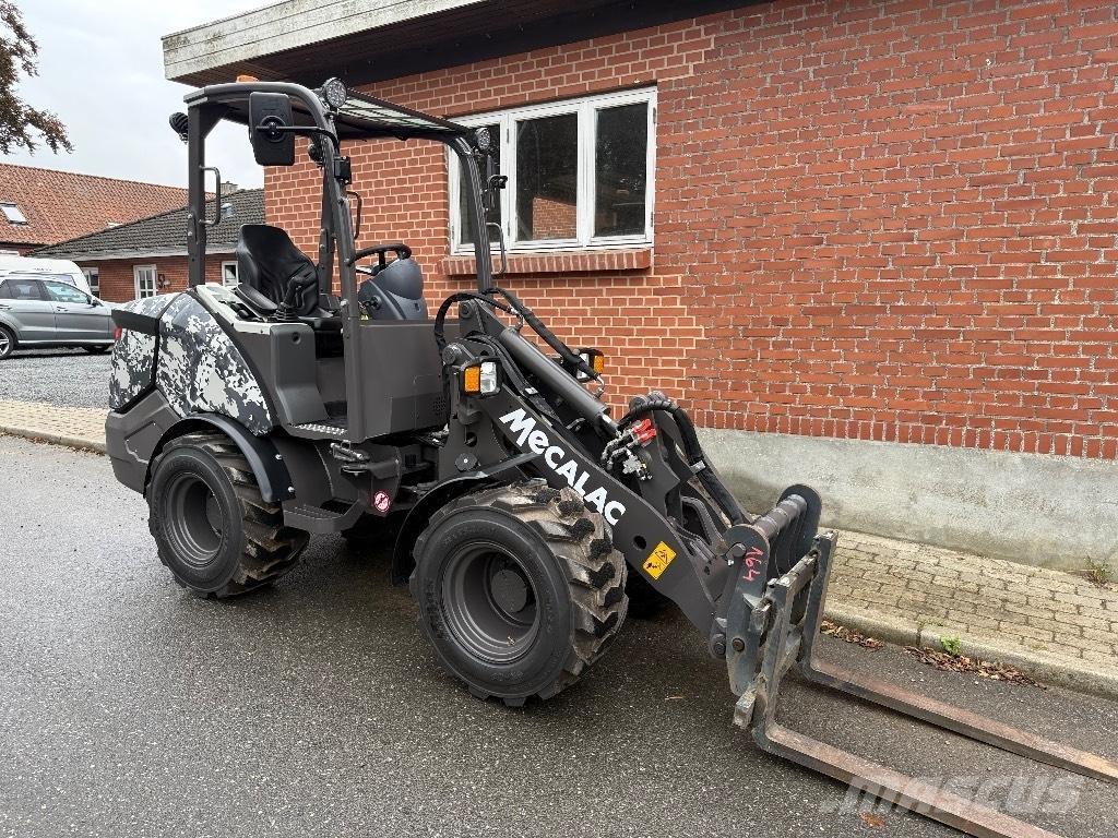 Mecalac MCL 6+ Mini homlokrakodók