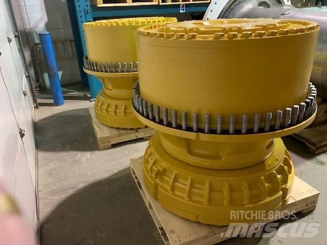 CAT 994F Gumikerekes homlokrakodók