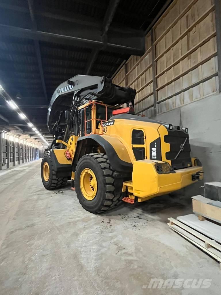 Volvo L 180 H HL Gumikerekes homlokrakodók