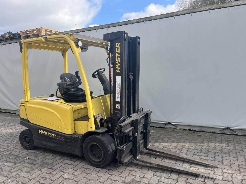 Hyster J2.5XN Elektromos targoncák