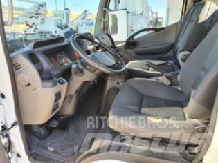 Nissan CABSTAR NT400 Teherautóra szerelt emelők és állványok