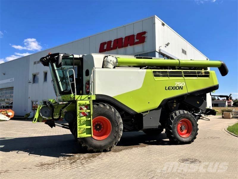 CLAAS LEXION 750 Kombájnok