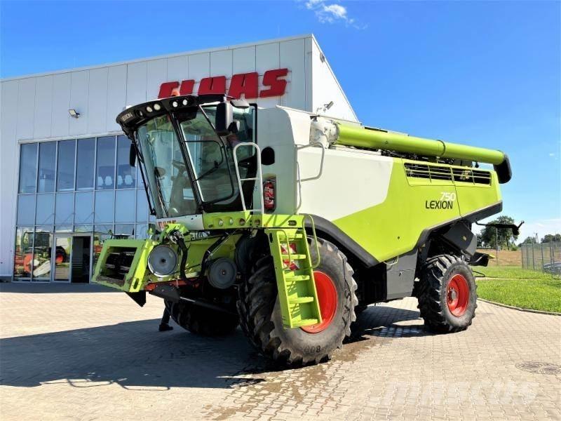 CLAAS LEXION 750 Kombájnok