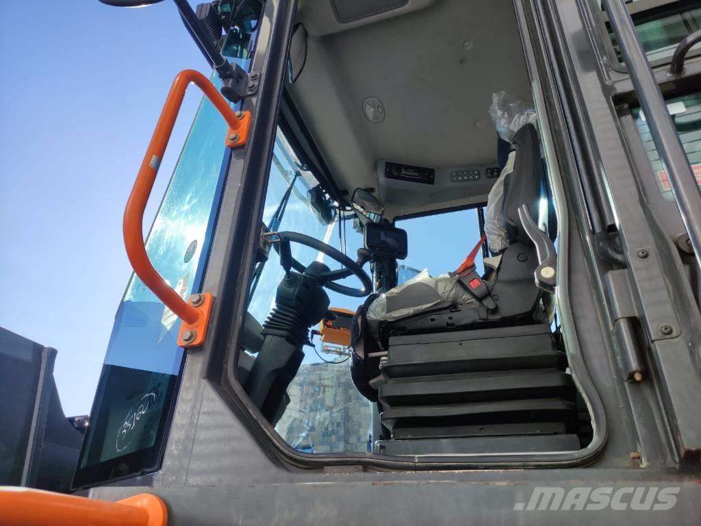 Doosan DL 380-7 Gumikerekes homlokrakodók