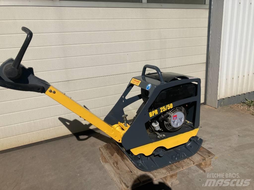 Bomag BPR 25/50 Vibrátorok