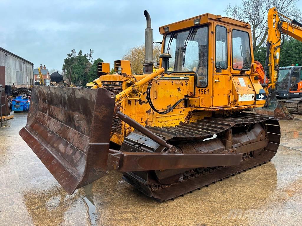 Komatsu D 41 P-3 lánctalpas dózerek