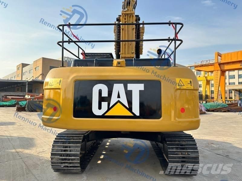 CAT 329D2L Lánctalpas kotrók