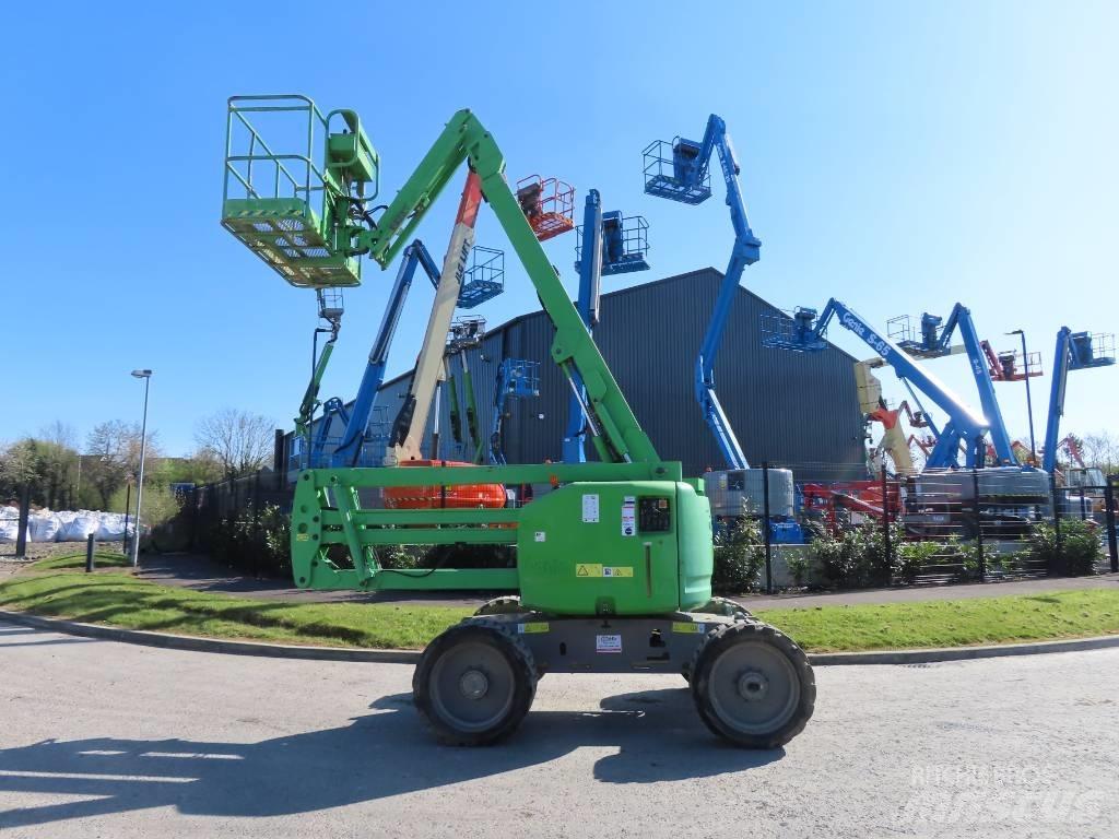 Genie Z 45/25 Karos emelők